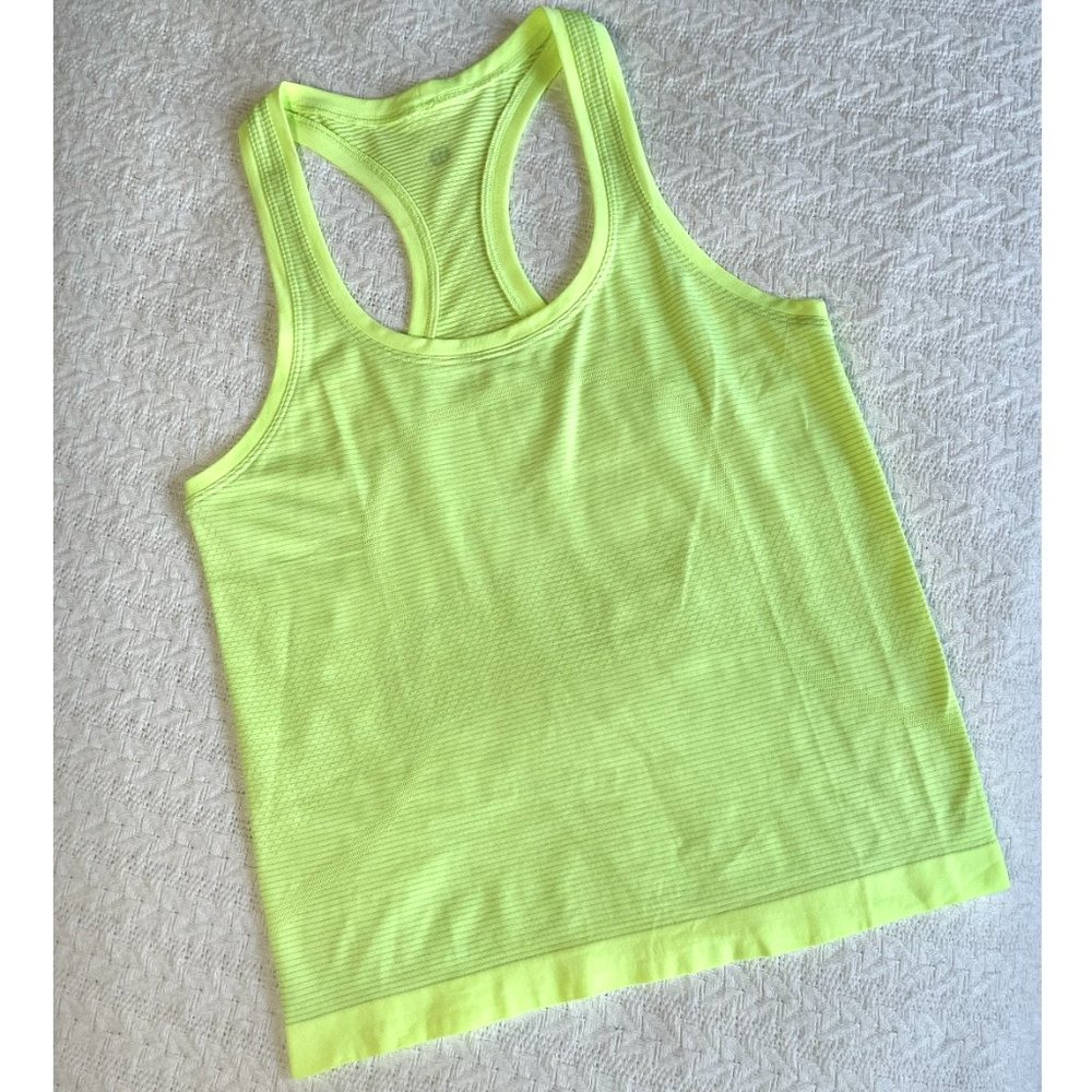 Lululemon NWOT Swiftly Tech Tank Race 6